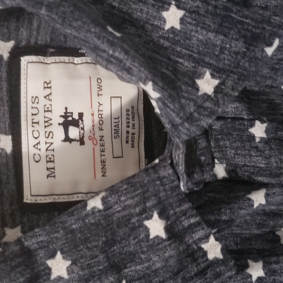 Mens button down shirt size small - Picture 3 of 7